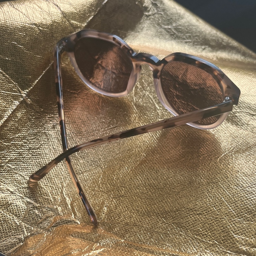 Tory Burch Tortoiseshell Round Frame Sunglasses UV - image 2